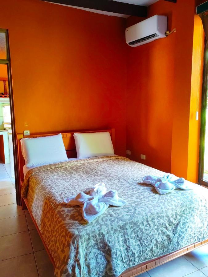 أوفيتا Apartahotel Playa Luna المظهر الخارجي الصورة