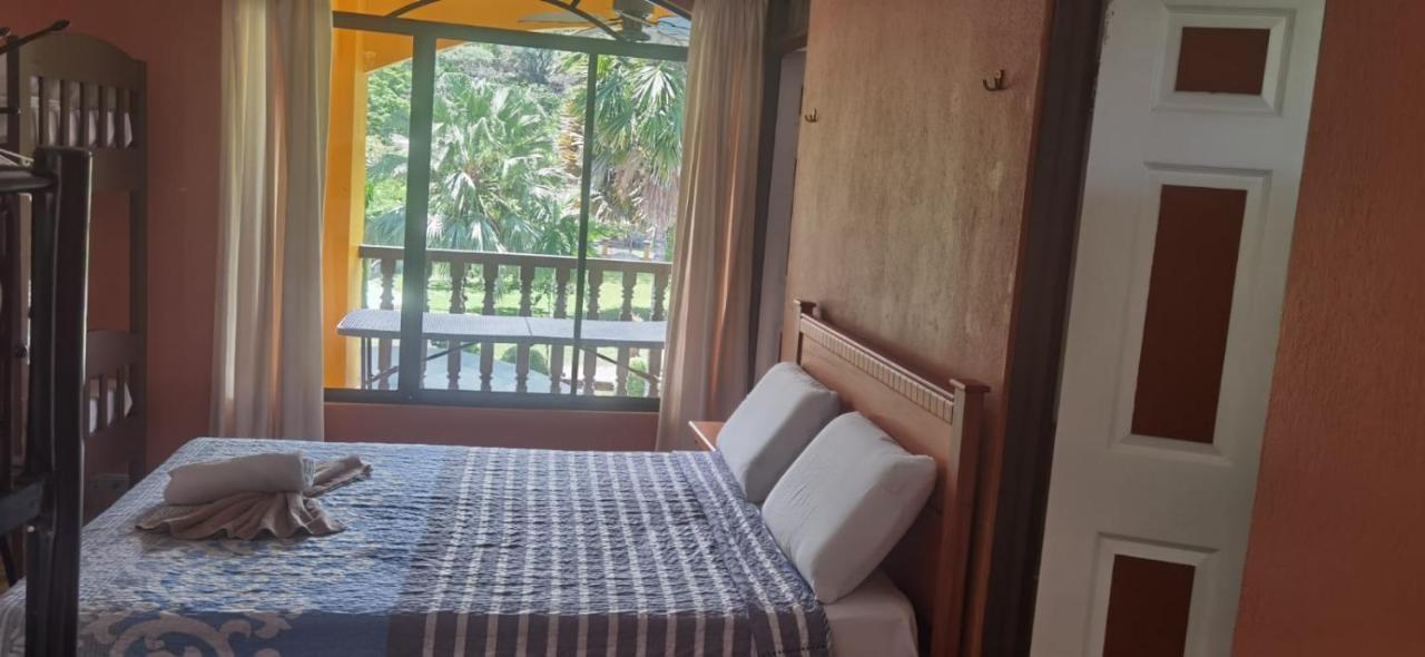 أوفيتا Apartahotel Playa Luna المظهر الخارجي الصورة
