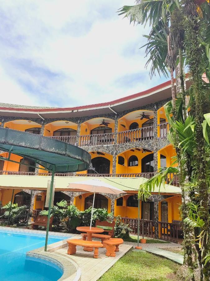 أوفيتا Apartahotel Playa Luna المظهر الخارجي الصورة